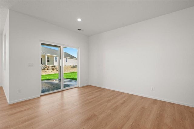 400 N Arcadia St, Deer Park, WA 99006