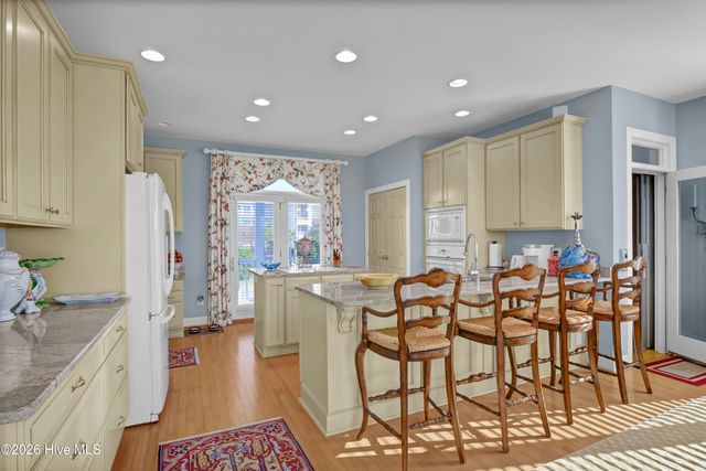 2509 N Lumina Avenue N, Wrightsville Beach, NC 28480