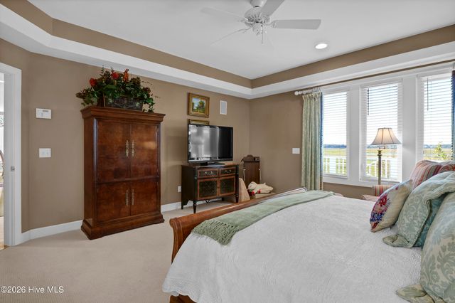 2509 N Lumina Avenue N, Wrightsville Beach, NC 28480