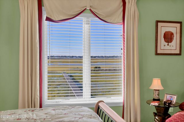 2509 N Lumina Avenue N, Wrightsville Beach, NC 28480