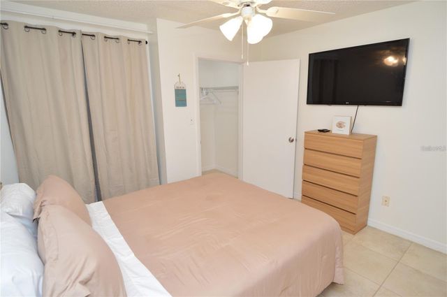 8625 MALLARD RESERVE DRIVE 101, Tampa, FL 33614