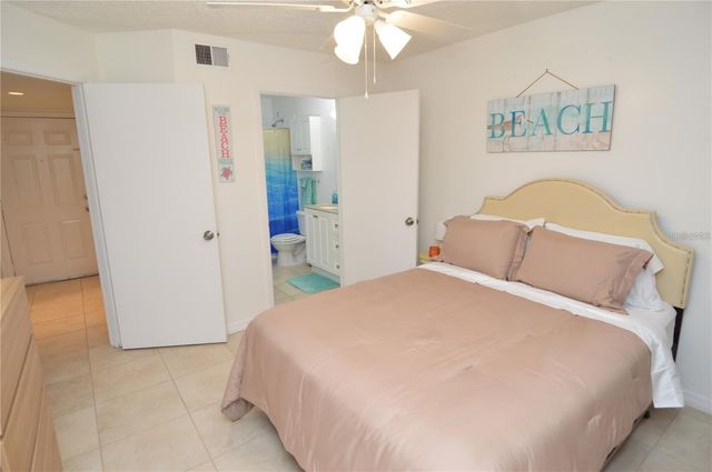 8625 MALLARD RESERVE DRIVE 101, Tampa, FL 33614