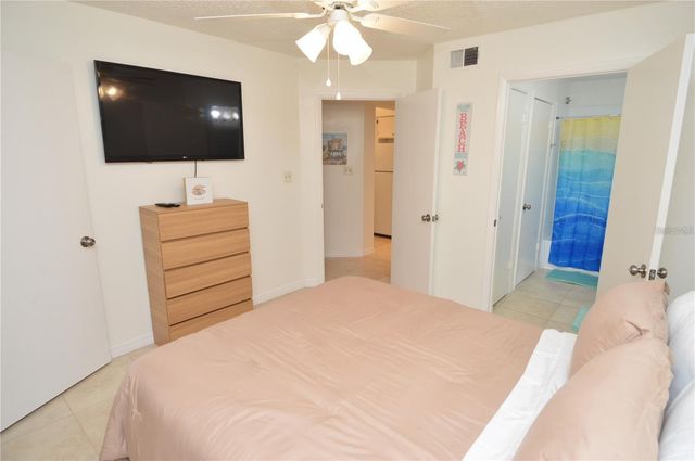 8625 MALLARD RESERVE DRIVE 101, Tampa, FL 33614