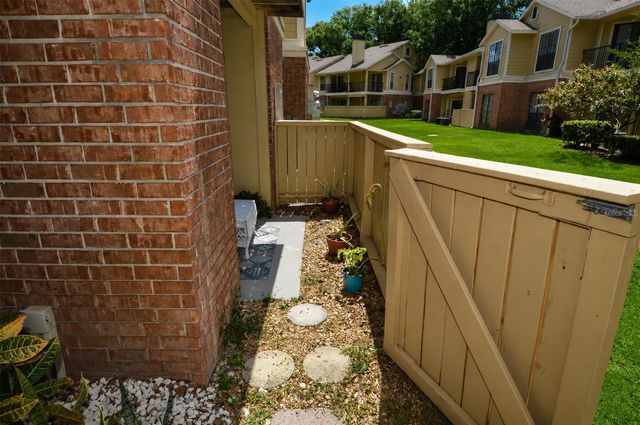 8625 MALLARD RESERVE DRIVE 101, Tampa, FL 33614
