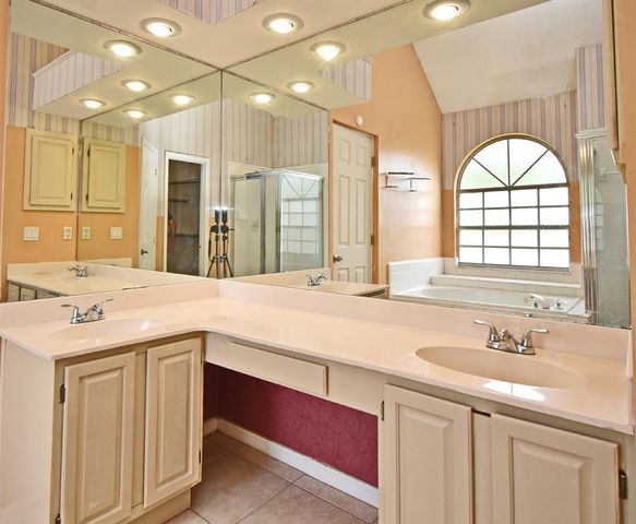 8623 HONOLULU DRIVE, Orlando, FL 32818