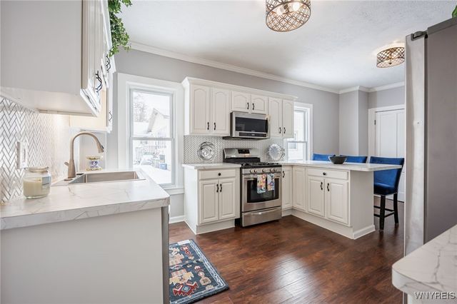 30 Oak Street, Avon, NY 14414
