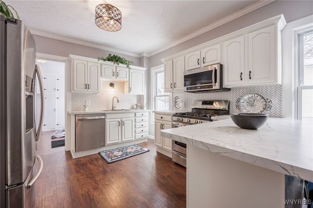 30 Oak Street, Avon, NY 14414