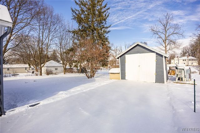 30 Oak Street, Avon, NY 14414