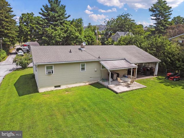 114 EDEN AVE, Waynesboro, PA 17268