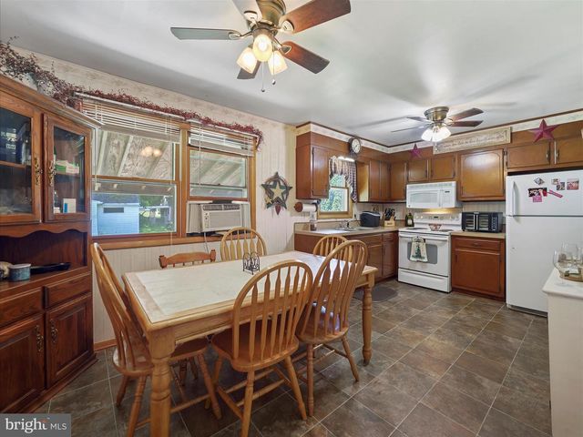 114 EDEN AVE, Waynesboro, PA 17268