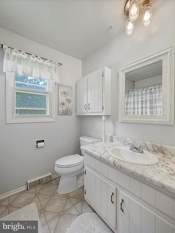 114 EDEN AVE, Waynesboro, PA 17268