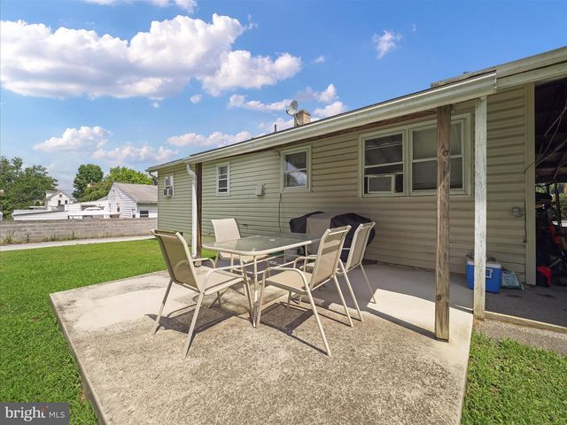 114 EDEN AVE, Waynesboro, PA 17268