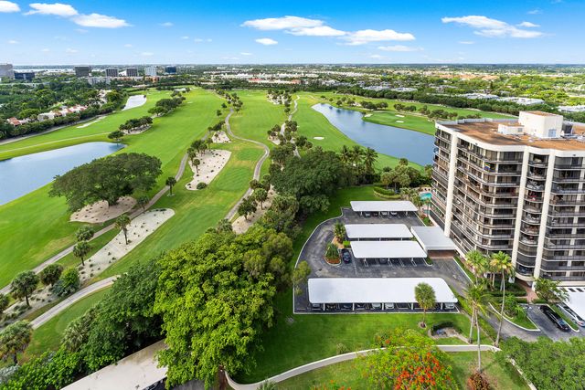 2425 Presidential Way Ph5, West Palm Beach, FL 33401