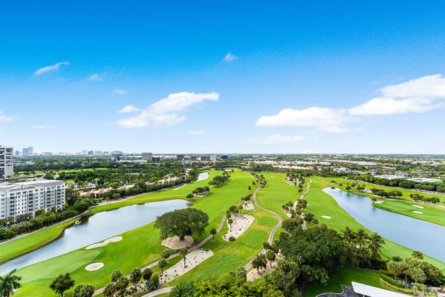 2425 Presidential Way Ph5, West Palm Beach, FL 33401