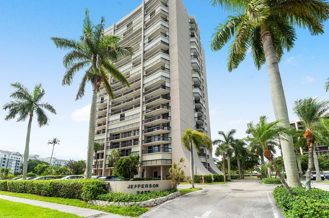 2425 Presidential Way Ph5, West Palm Beach, FL 33401