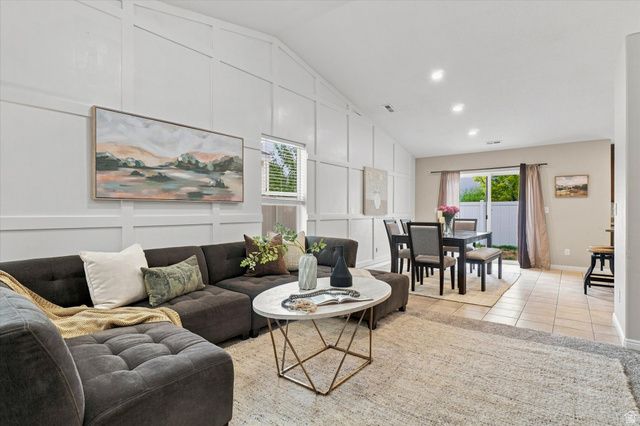998 N CAMBRIA DR, North Salt Lake, UT 84054