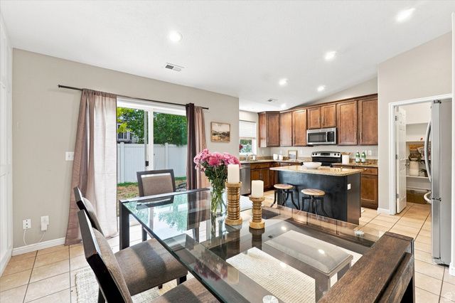 998 N CAMBRIA DR, North Salt Lake, UT 84054