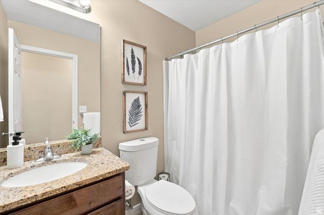 998 N CAMBRIA DR, North Salt Lake, UT 84054