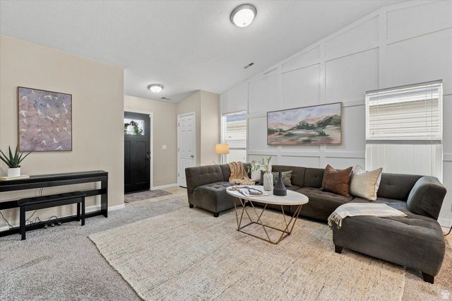 998 N CAMBRIA DR, North Salt Lake, UT 84054