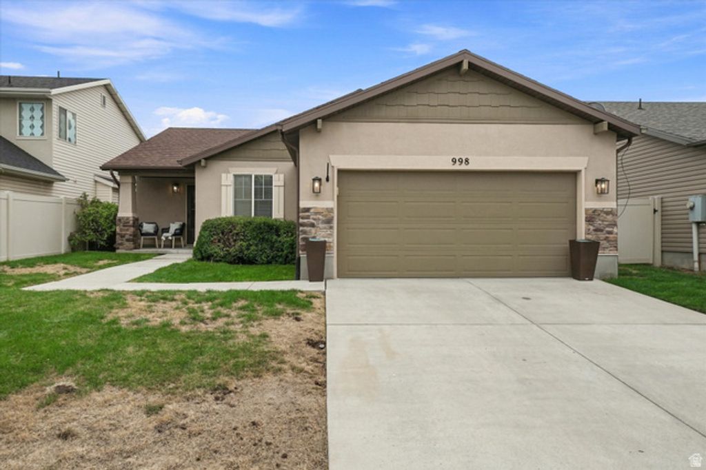 998 N CAMBRIA DR, North Salt Lake, UT 84054