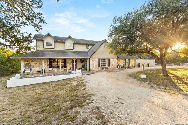 1501 Buffalo Springs, New Braunfels, TX 78132