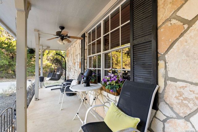 1501 Buffalo Springs, New Braunfels, TX 78132