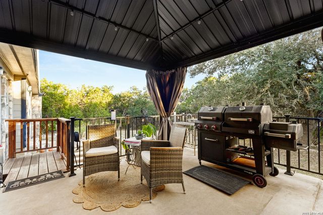 1501 Buffalo Springs, New Braunfels, TX 78132