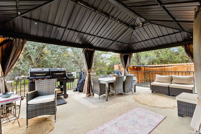 1501 Buffalo Springs, New Braunfels, TX 78132