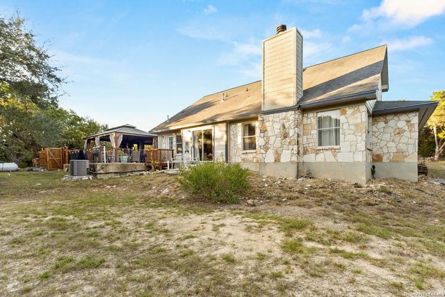 1501 Buffalo Springs, New Braunfels, TX 78132