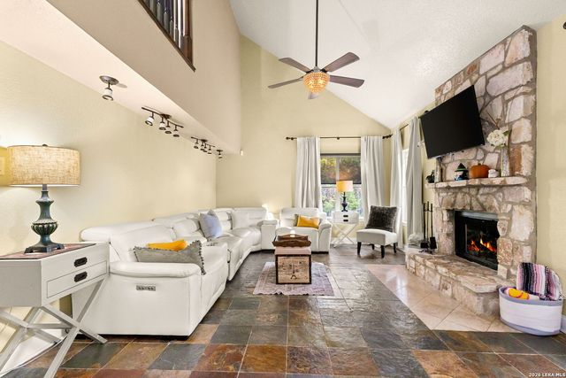 1501 Buffalo Springs, New Braunfels, TX 78132