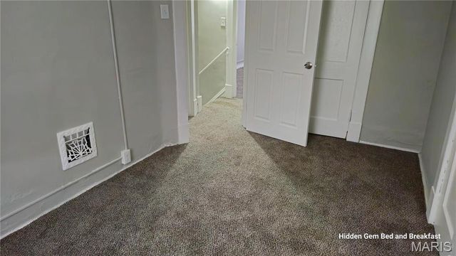 6522 Bartmer, University City, MO 63130