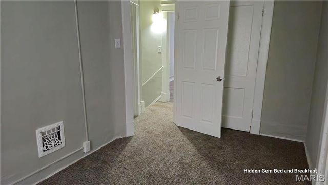 6522 Bartmer, University City, MO 63130