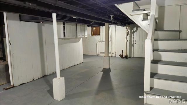 6522 Bartmer, University City, MO 63130