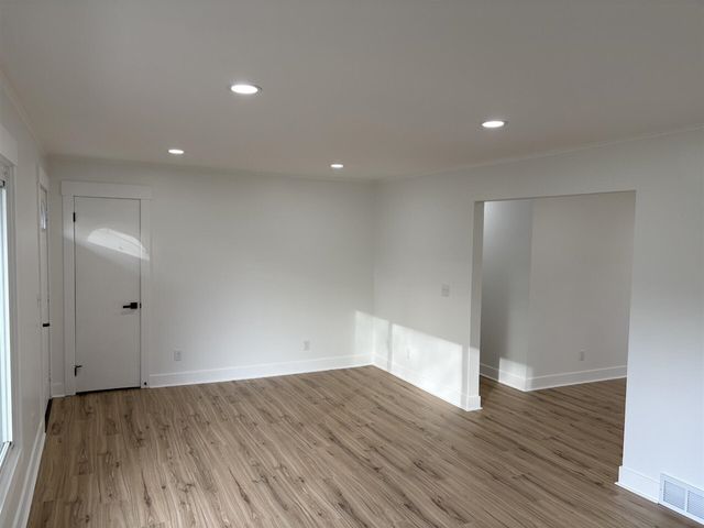 2432 Blodgett Street, Muskegon, MI 49441