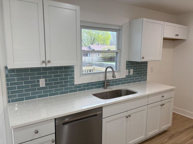 2432 Blodgett Street, Muskegon, MI 49441
