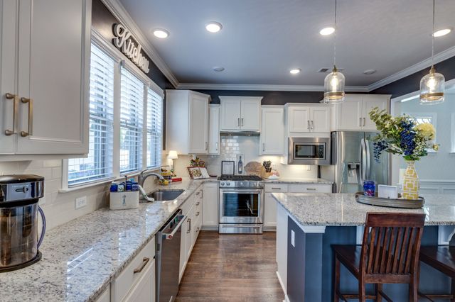 626 Overton Way, Spring Hill, TN 37174