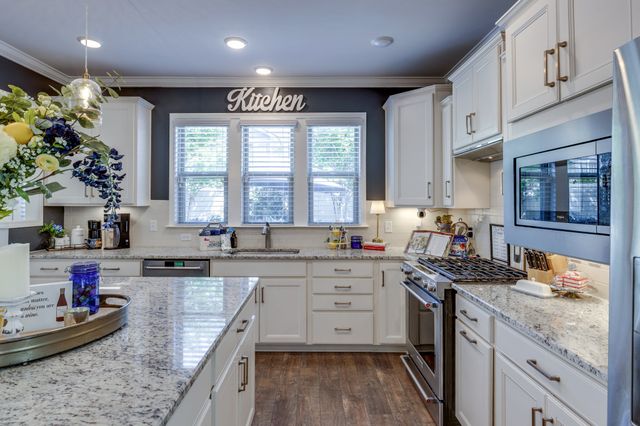 626 Overton Way, Spring Hill, TN 37174