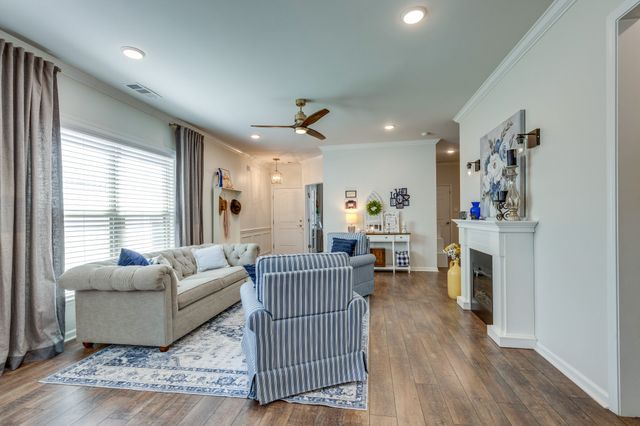 626 Overton Way, Spring Hill, TN 37174