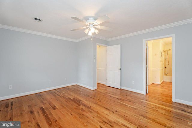 121 SPIKER LN, Strasburg, VA 22657