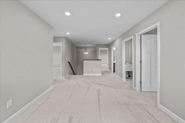 819 Spancil Hill View, Woodbury, MN 55129