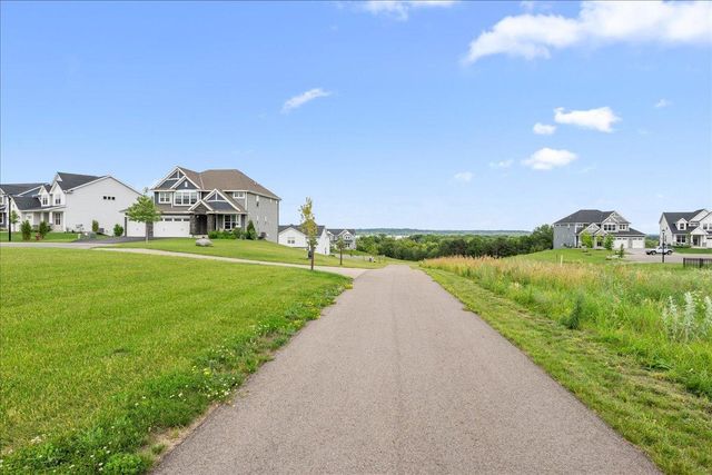 819 Spancil Hill View, Woodbury, MN 55129