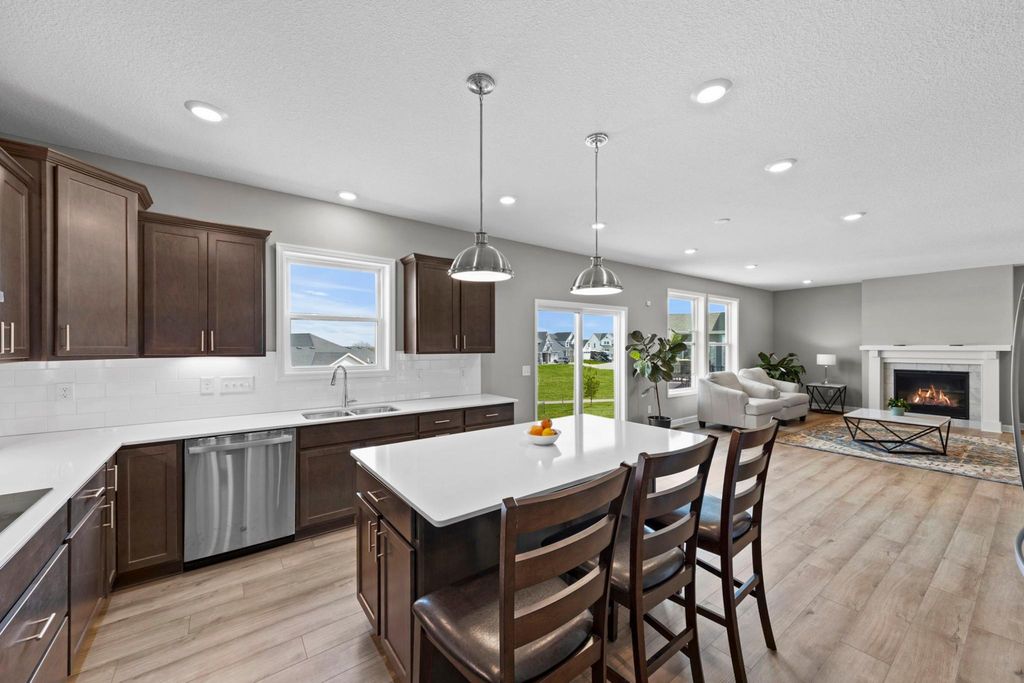 819 Spancil Hill View, Woodbury, MN 55129 — photo 3