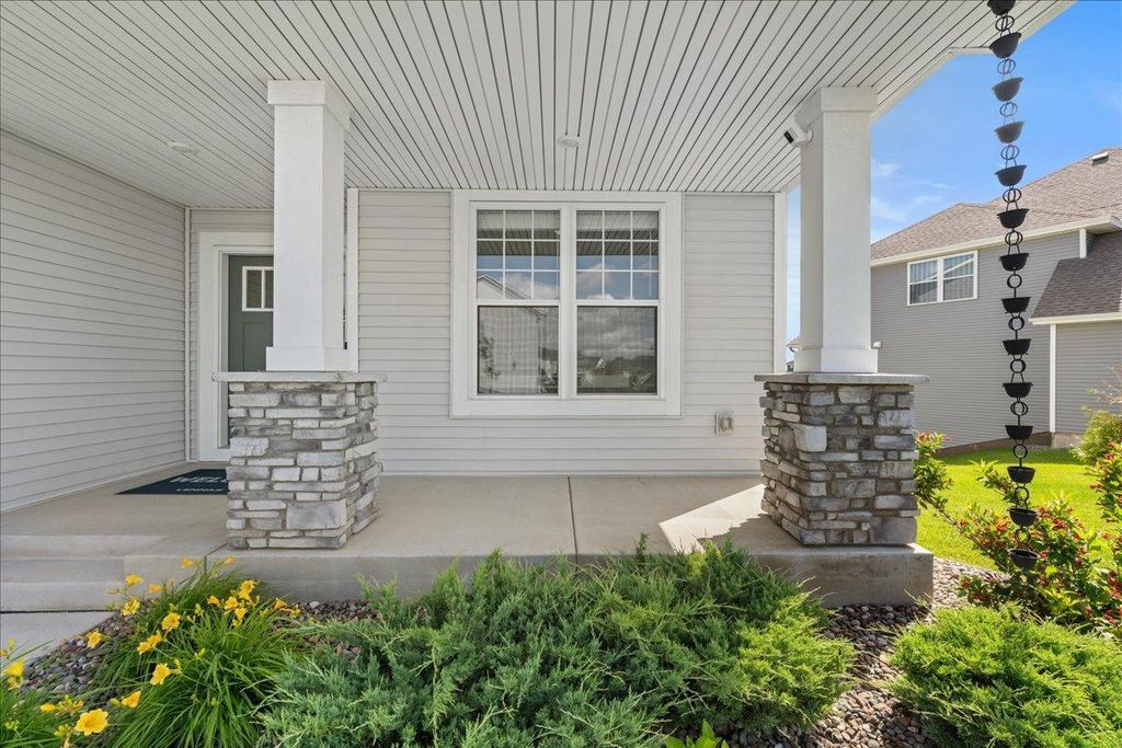 819 Spancil Hill View, Woodbury, MN 55129 — photo 5