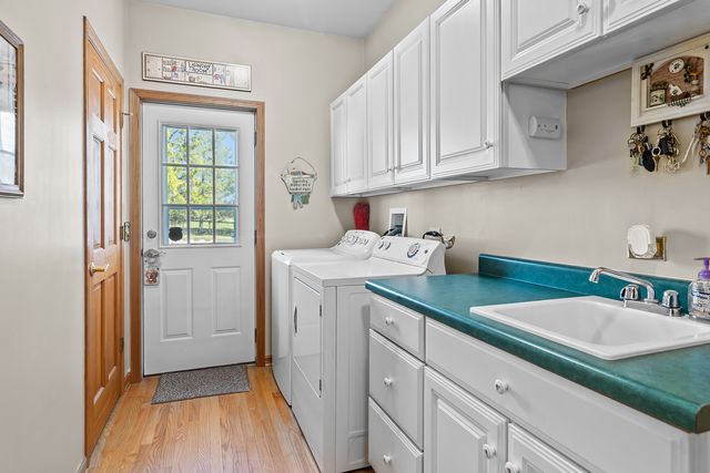 41604 N Hunt Club Road, Wadsworth, IL 60083