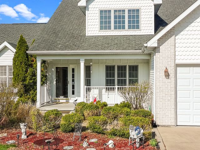 41604 N Hunt Club Road, Wadsworth, IL 60083