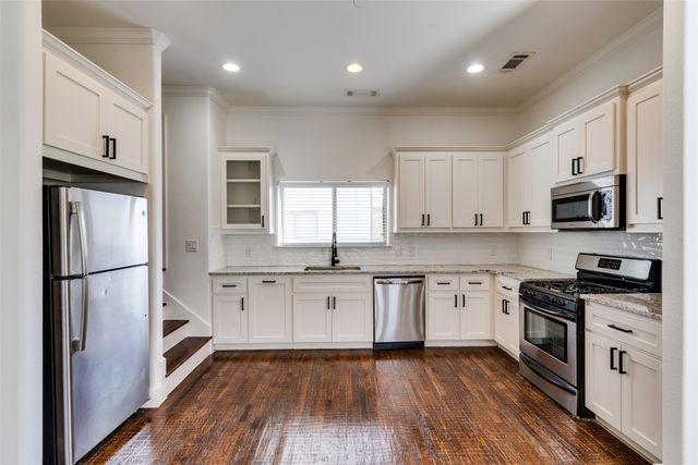 5922 Ross Avenue B, Dallas, TX 75206
