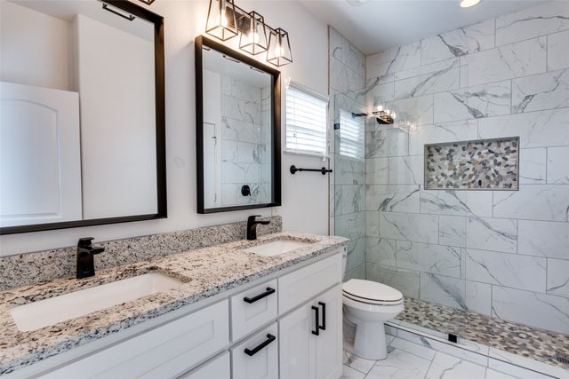 5922 Ross Avenue B, Dallas, TX 75206