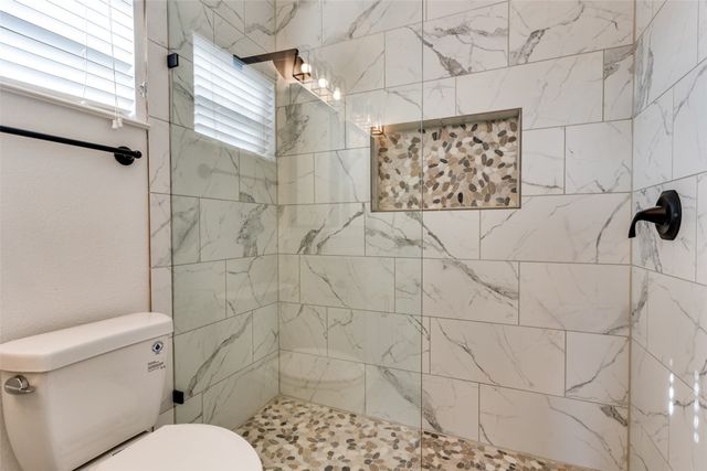 5922 Ross Avenue B, Dallas, TX 75206