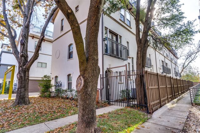 5922 Ross Avenue B, Dallas, TX 75206
