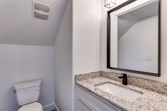 5922 Ross Avenue B, Dallas, TX 75206